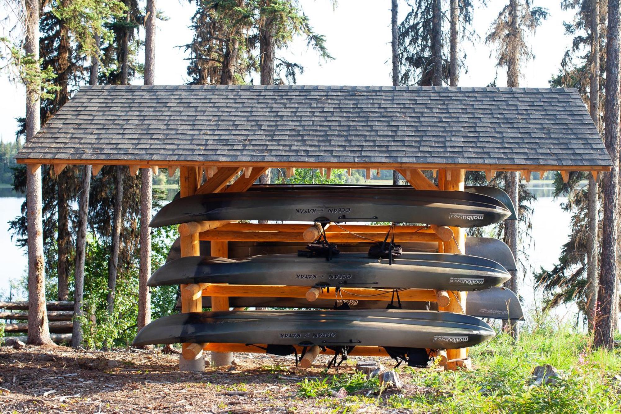 Red Cariboo Resort Anahim Lake Bagian luar foto